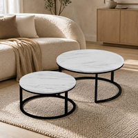 Ensemble de 2 tables basses rondes modernes, plateau aspect marbre blanc, structure en métal noir, pour salon, hôtel, meubles en gros