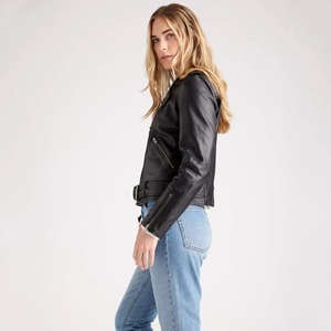 Chaqueta Moderna Minimalista para Mujer, de Cuero Sintético, con Cierre de Cremallera, Mangas Largas, Estampada y Teñida, para Reventa en Boutiques, de Algodón Tejido - Product Image 4