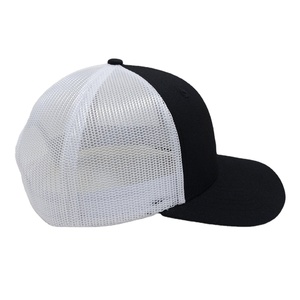 หมวกแก๊ปทรง Trucker 6 แผง ปักโลโก้ สีดำ/ขาว ปีกโค้งเล็กน้อย ปรับขนาดได้ด้วย Snapback - Product Image 5