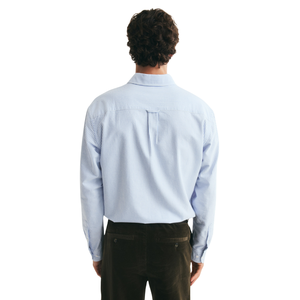 Chemise Oxford pour homme, coupe classique, en coton, manches longues, boutonnée, décontractée, pour le bureau, confortable et élégante. - Product Image 3