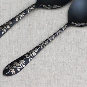 Ensemble de couverts en acier inoxydable de qualité supérieure SAZ ENTERPRISES, 29 pièces, modèle ALI-532, finition enduite de poudre, design élégant gravé - Product Image 5