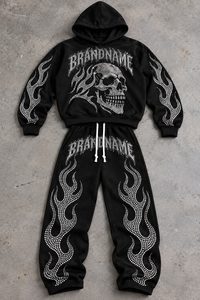 ชุดวอร์มประดับเพชรเทียม สีดำ เสื้อฮู้ดดี้และกางเกงขายาวทรงกว้าง พร้อมโลโก้สั่งทำ ชุดลำลองสำหรับฤดูหนาว สไตล์สตรีทแวร์ - Product Image 6
