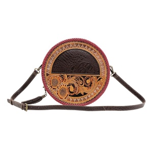 Bolso de cantimplora de cuero de piel de vaca con herramientas de estilo occidental, bolso de mano de forma redonda, bolso de hombro de cuero tallado para mujer - Product Image 1