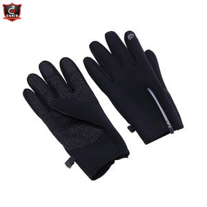 Gants d'hiver pour moto personnalisés OEM, imperméables, thermiques, compatibles avec les écrans tactiles, coupe-vent, isolés, pour moto professionnelle - Product Image 4
