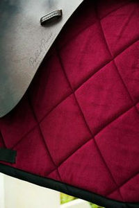 Almohadilla de Seda de Alta Calidad para Montar a Caballo, Precio al por Mayor, Hecha en Pakistán, Material de Seda para Equitación - Product Image 4