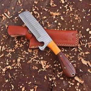 Couteau de boucher de cowboy en acier Damas forgé à la main, personnalisé OEM, lame pleine longueur EDC, manche en bois et os avec fourreau - Product Image 1