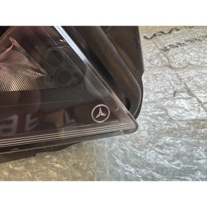 Faro Delantero Derecho Usado CLS A2188204861 - Product Image 2
