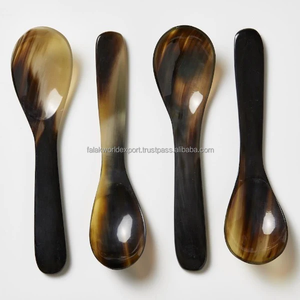 ชุดช้อนและส้อมสลัดควายฮอร์นทำด้วยมือเครื่องครัวฮอร์นธรรมชาติหรูหราสำหรับการรับประทานอาหารที่หรูหราและเป็นมิตรต่อสิ่งแวดล้อมของตกแต่งบ้านโดย fwe - Product Image 3