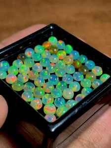 Opales Welo d'Éthiopie, forme ronde, lot de 5 pièces - Product Image 2