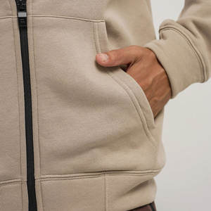 Chaqueta Bomber de Lona para Hombre, Corte Ajustado, con Cuello Alto y Logotipo Frontal Personalizado, Precio Económico al por Mayor - Product Image 5