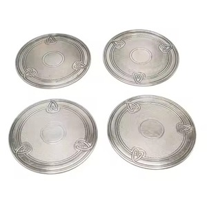 Ensemble de sous-verres décoratifs élégants en métal pour la protection des tasses et l'aménagement de la table à manger - Product Image 5