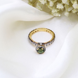 Vente en gros d'anneaux halo en argent sterling 925 oxydé plaqué or avec tourmaline verte naturelle et CZ, bijoux Memoria - Product Image 6