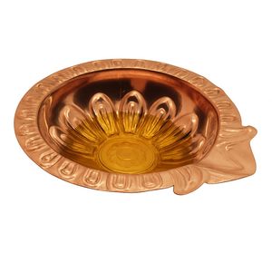 Lampes à huile traditionnelles en cuivre pour les festivals de Puja Diwali, Pooja Deepam artisanal pour la décoration de la maison et du temple - Product Image 2