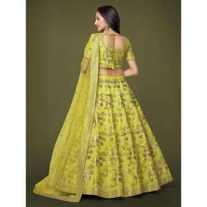 Fascinante vestido de novia de seda con lentejuelas verde neón Lehenga Choli - Product Image 3