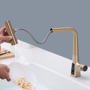 Rubinetto da Cucina Moderno Monocomando Oro Spazzolato con Design a Cascata, Display Temperatura e Doccetta Estraibile per Cucine Moderne - Product Image 5