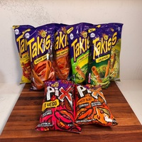 Chips de tortilla Takis croustillantes avec assaisonnement au chili et au citron vert, offrant une forme roulée unique et une saveur délicieuse