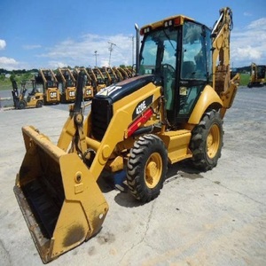 Chargeuse-pelleteuse Caterpillar 420F d'occasion avec godet de chargement avant et pelle arrière pour projets de construction commerciale - Product Image 5