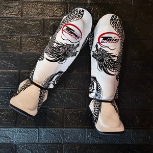 Protection des jambes et des pieds haute performance, Twins Boxing Shin Pad, protège-tibias durables et confortables, fermeture à scratch, rembourrage doux - Product Image 6