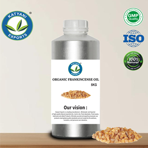 Huile essentielle d'encens naturelle biologique de qualité aromathérapeutique 100% pure et naturelle pour les soins des cheveux et de la peau Formulation Inde - Product Image 5