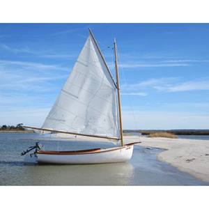 Catboat, Velero de Madera de 16 Pies, Construcción Personalizada, Clásico y Tradicional - Product Image 1