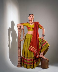 Ensemble Lehenga Choli en soie verte, tissage Zari, broderie, tenue indienne pakistanaise, vêtements de fête de mariage pour femmes - Product Image 2
