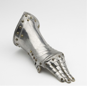 Guanto in Metallo Stile Guerriero, Protezione per le Mani Adatta per Festival Medievali, Teatro e Presentazioni Storiche - Product Image 1