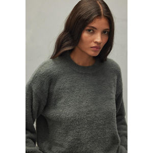 Nouveau 2026 Vente en gros Logo personnalisé Femme Col rond Manches longues Tricot brossé Mohair Alpaga Laine Sweat-shirt pour femme - Product Image 5