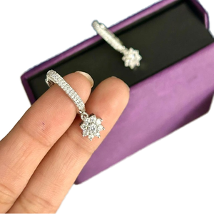 Elegantes pendientes de cascada de diamantes de plata brillante joyería de latón de moda para mujeres para fiestas bodas compromisos regalo perfecto - Product Image 1