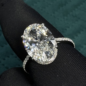 Magnífico Anillo de Diamante Ovalado de 7.52 CT Cultivado en Laboratorio en Platino PT950 para Mujer - Product Image 5