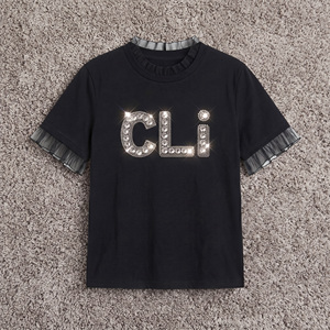 Chemisier décontracté noir uni en coton pour femme avec bordure à volants, logo personnalisé en strass étincelants, coupe régulière, col rond - Product Image 3