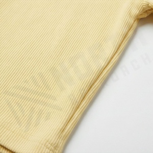 Haut court élégant pour femme, en denim côtelé imprimé, avec demi-zip, couleur personnalisable, vêtement de mode estival de qualité supérieure - Product Image 5