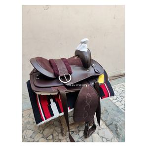 Ensemble de selle Western Barrel du fabricant direct en matériau synthétique Sangle de siège rembourrée souple Options multicolores pour l'équitation - Product Image 4