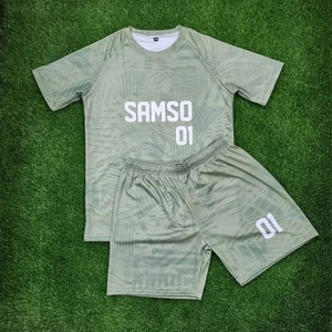 ชุดฟุตบอลดีไซน์เฉพาะตัว สีและโลโก้สั่งทำได้ แห้งเร็ว สวมใส่สบาย ระบายอากาศได้ดี - Product Image 3