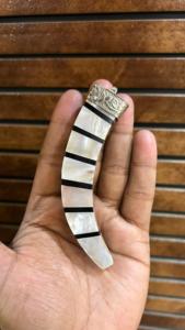 Colgantes de Madreperla Blanca Natural en Forma de Colmillo, Dijes de Concha Chapados en Oro, Colgante de Diente de Madreperla para Fabricación de Joyería al por Mayor - Product Image 4