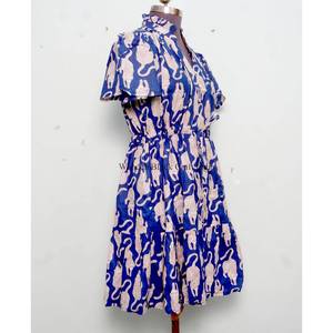 Elegante Vestido Mini de Verano Estilo Bohemio Vintage para Mujer, Hecho a Mano con Algodón Orgánico, Cuello Redondo, Manga Larga, Estampado Floral, Corte en A - Product Image 5