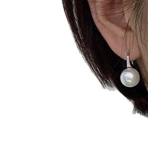 Fabricant en gros de bijoux français haut de gamme, boucles d'oreilles en perles naturelles de 10 à 11 mm avec boîte cadeau complète assortie - Product Image 5