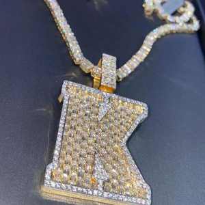 Colgante de Moissanita Hiphop Personalizado de Plata de Ley 925 Bañado en Oro, Joyería Fina de Calidad Iced, Amuletos para Fiestas y Eventos, Unisex - Product Image 3