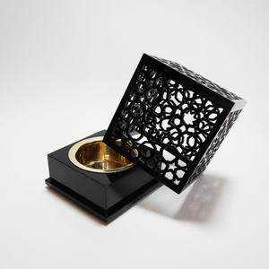 เตาเผากำยานโลหะและไม้ลายอักษรอาหรับขายส่ง แบบหรูหราสีทองฉลุลาย บาคูร์ สำหรับตกแต่งโต๊ะสไตล์โมเดิร์น - Product Image 3