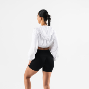 Veste coupe-vent courte personnalisée pour femme, à capuche, légère, en polyester, coupe-vent, style streetwear, étiquette OEM, vente en gros, vestes tendance - Product Image 2