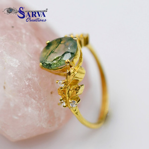 Bague plaquée or pour femme avec pierre précieuse en agate mousse naturelle, design végétal vintage, sertissage à griffes, pour usage quotidien - Product Image 6