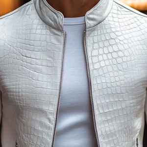 Chaqueta Bomber de Cuero con Estampado de Piel de Serpiente Blanca para Hombre, Cuello Alto, Cierre de Cremallera, Corte Ajustado, Estilo Motero, para Otoño - Product Image 2