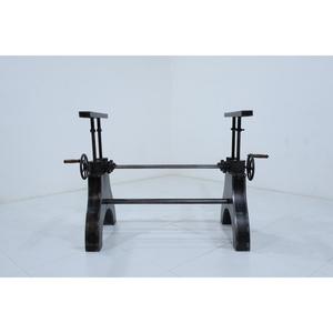 Mesa de Comedor Rectangular Rústica Industrial Ajustable y Resistente con Tablero de Madera y Estructura Metálica para Uso en Hoteles - Product Image 6