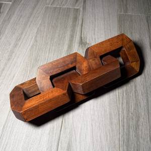 Escultura de Cadena de Eslabones de Madera Hecha a Mano, Anillo Redondo Marrón Tallado, Decoración Artística para Mesa, Adorno de Arte Moderno - Product Image 5
