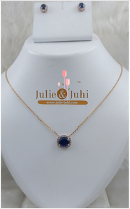 ชุดสร้อยคอทองคำแท้ 18K ดีไซน์เรียบหรูสำหรับผู้หญิง สไตล์มินิมอล พร้อมพื้นผิวเรียบเนียน ดีไซน์เครื่องประดับสุดคลาสสิกและสง่างาม - Product Image 3