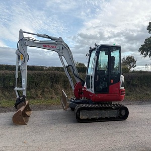 รถขุดขนาดเล็ก Takeuchi TB250-2 ที่เชื่อถือได้ มาพร้อมระบบไฮดรอลิกประสิทธิภาพสูง ดีไซน์กะทัดรัดสำหรับการทำงาน และความสามารถในการขุดที่ยอดเยี่ยม - Product Image 4