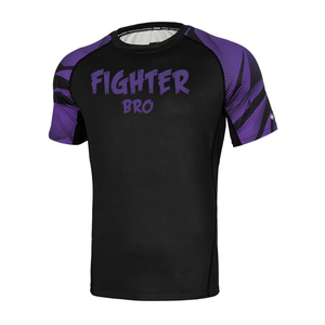 Camiseta de compresión Fighter Bro para hombre, negra y morada, de manga corta, de secado rápido, con logo estampado en la parte delantera - Product Image 1