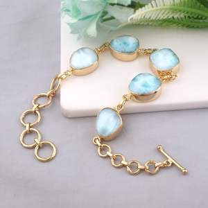 Pulsera de larimar natural multicolor con cierre de palanca en plata de ley 925 chapada en oro de 14 quilates, joyería hecha a mano para mujer - Product Image 4