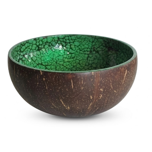 Bol en coquille de noix de coco avec des lignes sculptées délicates, matériau éco-responsable, surface lisse et polie pour cuisines - Product Image 2