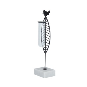 Vase de table moderne en métal avec motif d'oiseau, hauteur 39 cm, noir, porte-fleurs décoratif avec insert en tube de verre - Product Image 4