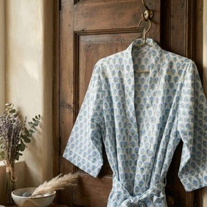 Bata Kimono de Algodón con Estampado Floral para Mujer, Cuello en V, Manga Tres Cuartos, Largo hasta la Rodilla, Suave y Cómoda para Estar en Casa - Product Image 4